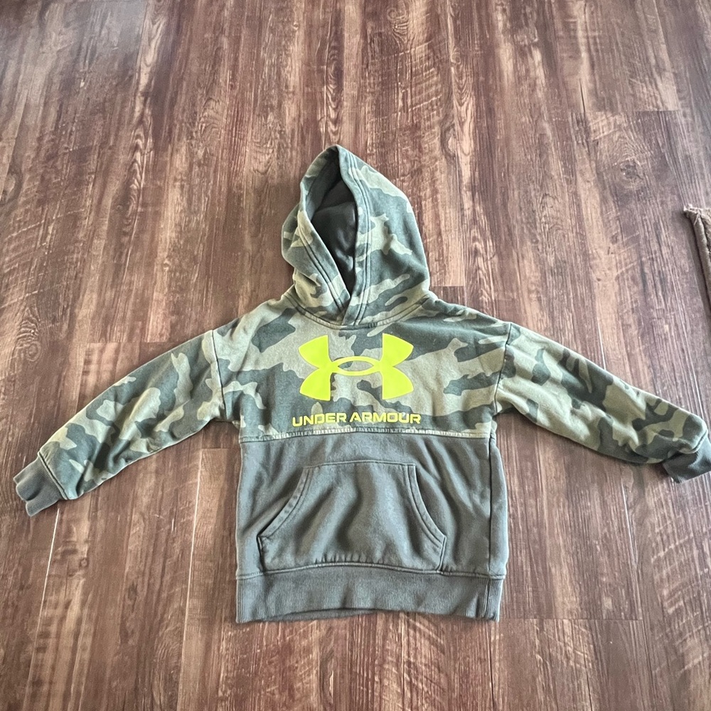 Boys size 4 hoodie